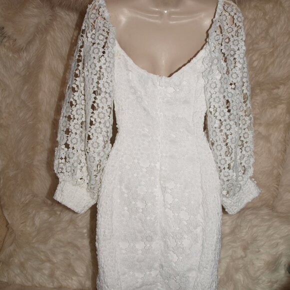 Short Thigh High White Lace DRESS SIZE M By Hello Molly USED FOR PHOTO SHOOTS - Picture 2 of 3